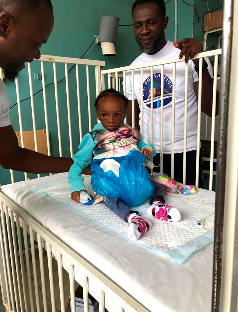 A hospital visit with a child in the ward
