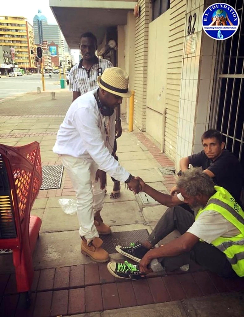 Practical help given on the street